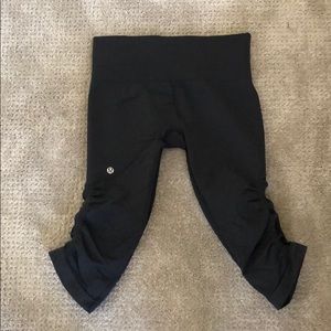 Lululemon cropped leggings
